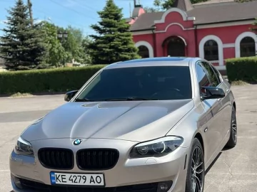Авто BMW 5 Series 2013 № 7818047