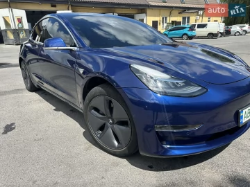Авто Tesla Model 3 2018 № 7818055