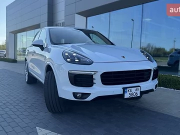 Авто Porsche Cayenne 2017 № 7818064