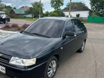 Авто ВАЗ 2112 2004 № 7818071