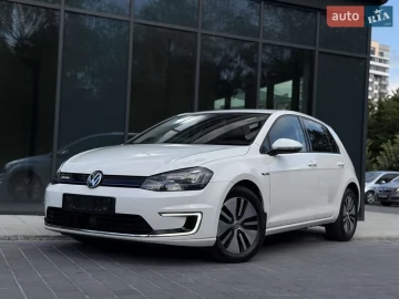 Авто Volkswagen E-Golf 2015 № 7818118