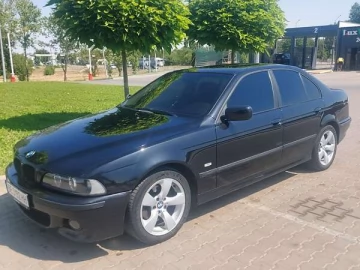 Авто BMW 5 Series 2000 № 7818232