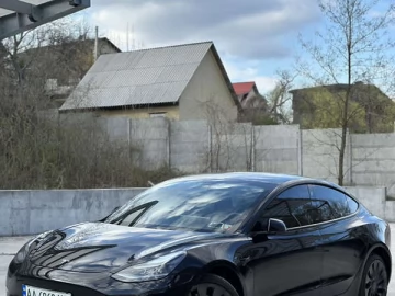 Авто Tesla Model 3 2021 № 7818309