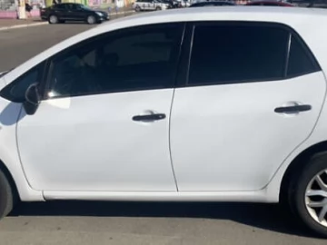 Авто Toyota Auris 2009 № 7818527