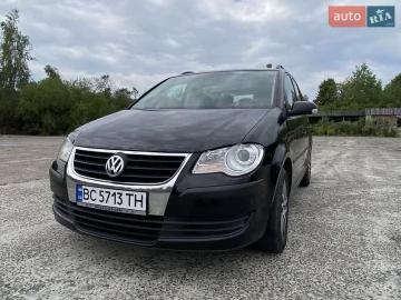 Авто Volkswagen Touran 2008 № 7818551