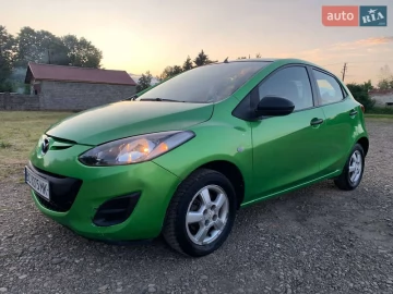 Авто Mazda 2 2010 № 7818679