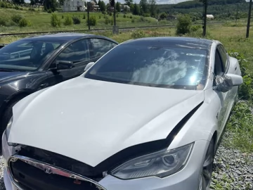 Авто Tesla Model S 2013 № 7818723