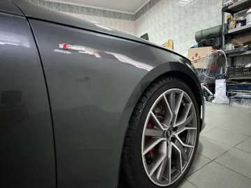 Авто Audi A4 2019 № 7818828