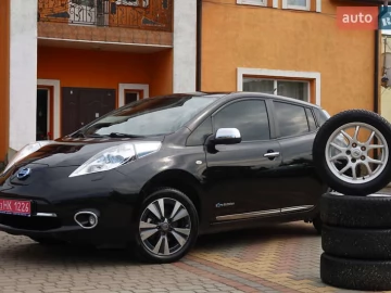 Авто Nissan Leaf 2013 № 7818896