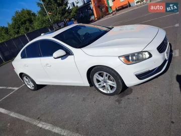 Авто Volvo S60 2015 № 7818945