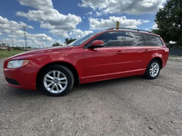 Авто Volvo V70 2012 № 7819375