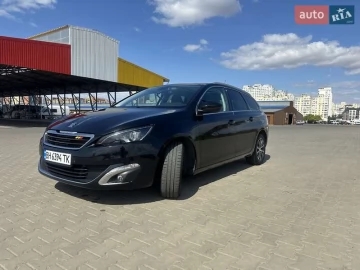 Авто Peugeot 308 2016 № 7819418