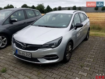Авто Opel Astra 2021 № 7819419