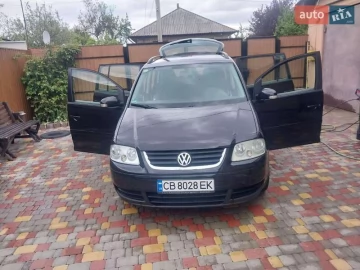 Авто Volkswagen Touran 2005 № 7819624