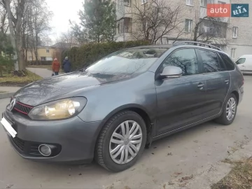Авто Volkswagen Golf 2010 № 7819630