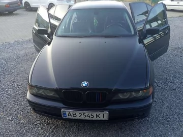Авто BMW 5 Series 2001 № 7819633