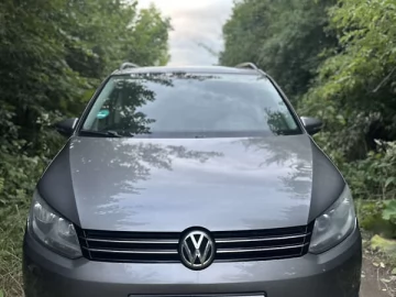 Авто Volkswagen Touran 2010 № 7819696