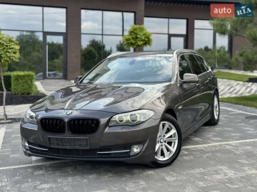 Авто BMW 5 Series 2012 № 7819712