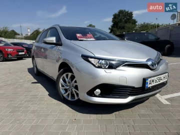Авто Toyota Auris 2015 № 7819722