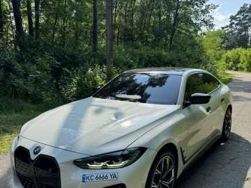 Авто BMW I4 2022 № 7819903