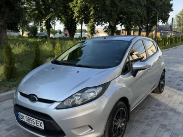 Авто Ford Fiesta 2011 № 7819953