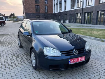 Авто Volkswagen Golf 2005 № 7820045