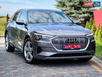 Авто Audi E-Tron 2020 № 7820082