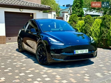 Авто Tesla Model Y 2022 № 7820084