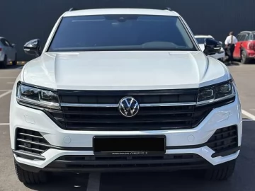 Авто Volkswagen Touareg 2024 № 7820089