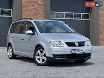 Авто Volkswagen Touran 2005 № 7820102