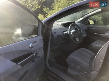Авто Nissan Quest 2008 № 7820173
