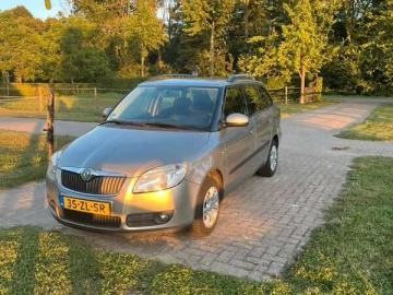 Авто Skoda Fabia 2008 № 7820175