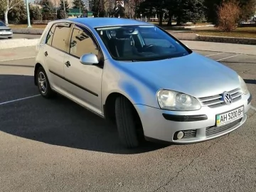 Авто Volkswagen Golf 2005 № 7820177