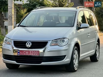 Авто Volkswagen Touran 2008 № 7820199