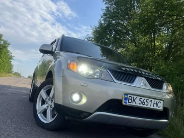 Авто Mitsubishi Outlander Xl 2008 № 7820208