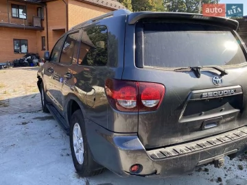 Авто Toyota Sequoia 2019 № 7820242