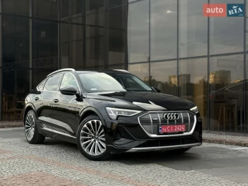 Авто Audi E-Tron 2022 № 7820245