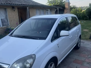 Авто Opel Zafira 2010 № 7820257