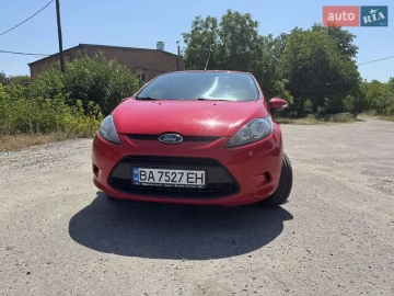 Авто Ford Fiesta 2011 № 7820393