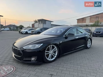 Авто Tesla Model S 2014 № 7820413