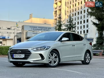 Авто Hyundai Elantra 2018 № 7820425