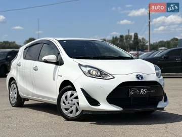 Авто Toyota Aqua 2019 № 7820440