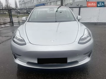Авто Tesla Model 3 2018 № 7820484