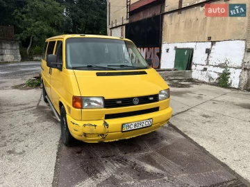 Авто Volkswagen Transporter 2000 № 7820559