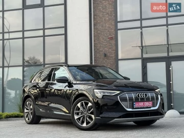 Авто Audi E-Tron 2020 № 7820677