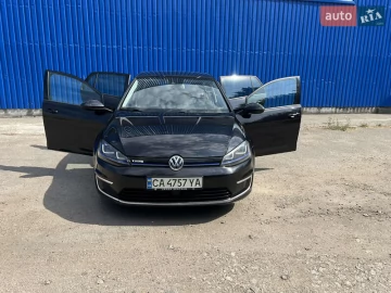 Авто Volkswagen E-Golf 2014 № 7820827