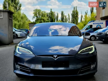 Авто Tesla Model S 2018 № 7820910