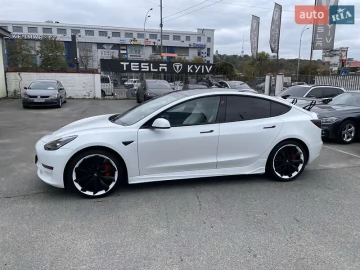 Авто Tesla Model 3 2021 № 7821122