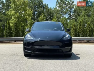 Авто Tesla Model Y 2022 № 7821331