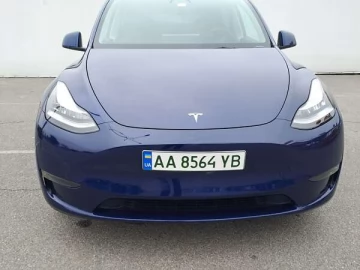 Авто Tesla Model Y 2023 № 7821343